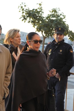 Isabel Pantoja entrando a declarar