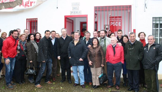 Acto de inauguración de la Casa del Pueblo del PSOE en Pedro Abad