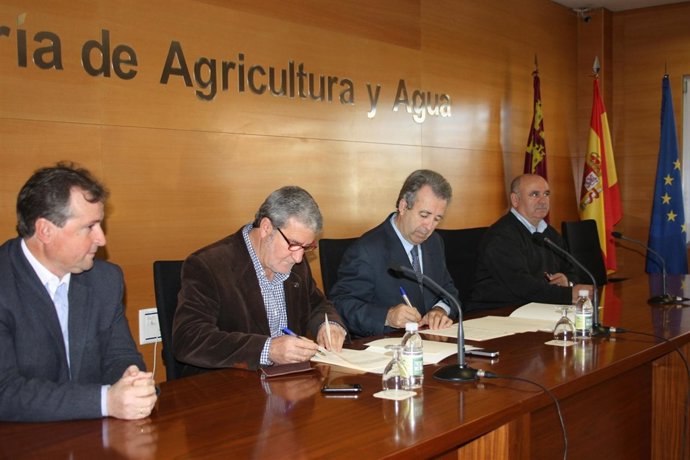 Reunión Fecoam con consejero Cerdá