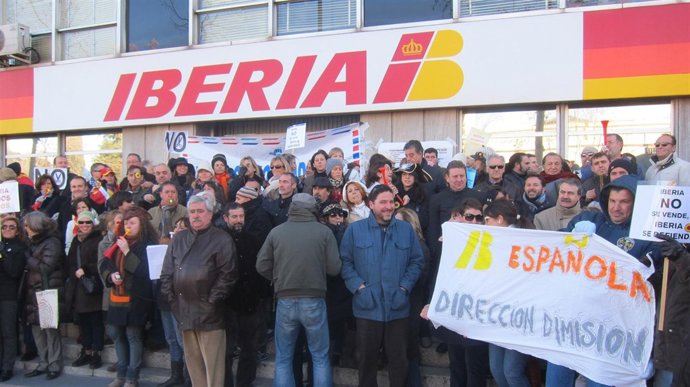 Concentración sede Iberia