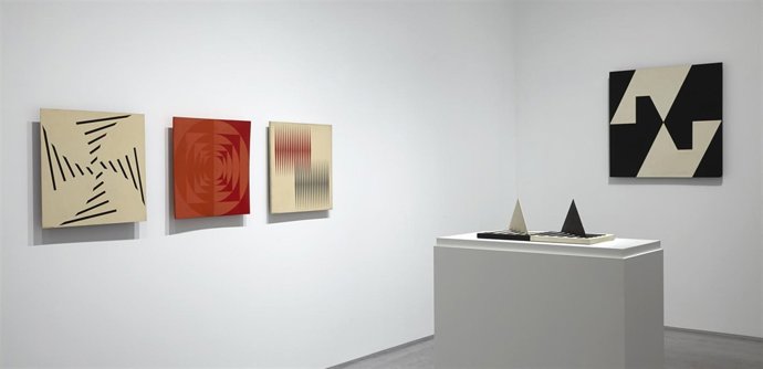 Exposición 'La invención concreta', en el Reina Sofía