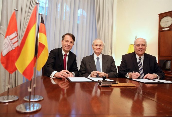 Hans-Jörg Schmidt-Trenz, Miquel Valls y Fritz Horst Melsheimer