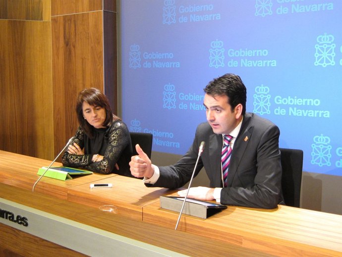 Los consejeros Íñigo Alli y Marta Vera.