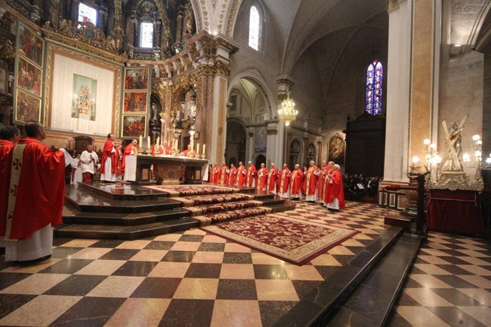 El Arzobispao de Valencia preside una misa por San Vicente Mártir