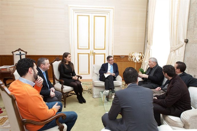 Reunión en el Ayuntamiento de Santiago