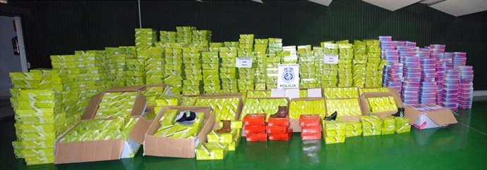 Zapatos intervenidos por la Policía Nacional. 