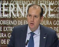 Carrón cree que la sentencia del TC sobre libre colegiación "debe estar al caer" para Extremadura, tras la de Andalucía
