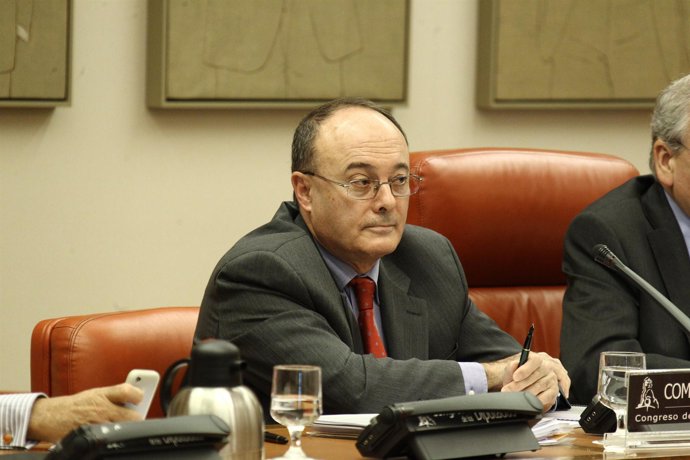Luis Linde, en el Congreso