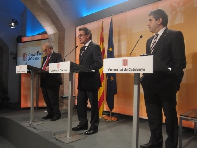 Conseller A.Mas-Colell, pte.Generalitat Artur Mas, conseller F.Homs