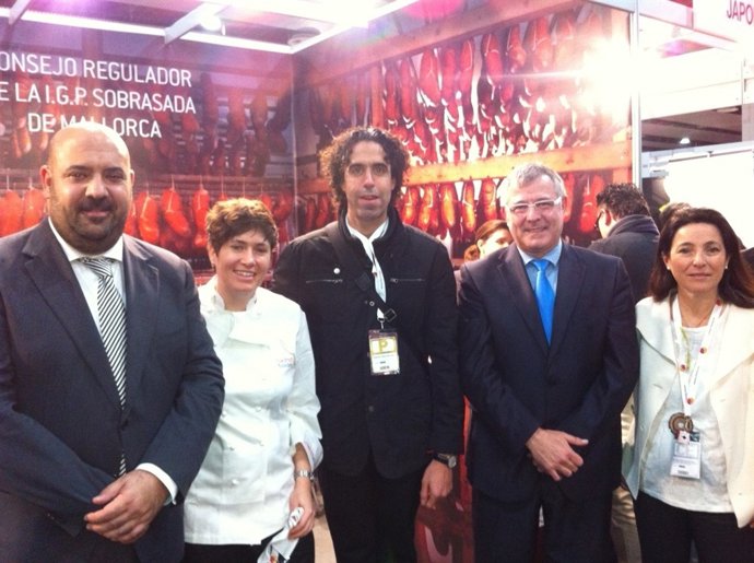 Jaime Martínez  y José Marcial Rodríguez con los chefs Arellano y de Castro