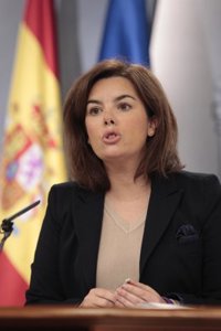 La vicepresidenta del Gobierno abre contactos con los grupos parlamentarios para buscar apoyos al pacto anticorrupción