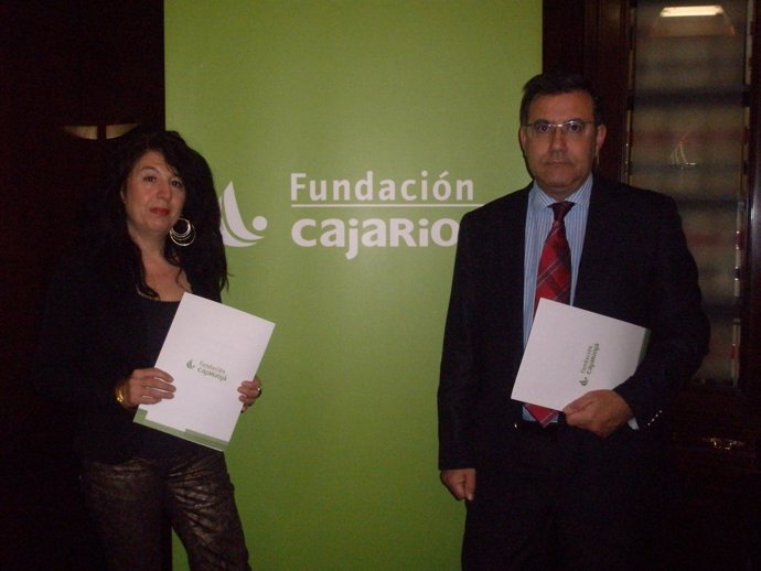 Firma UPL y Fundación Caja Rioja     