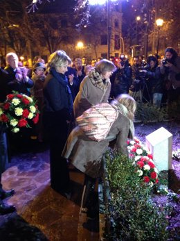 Aguirre, durante la ofrenda floral a Gregorio Ordóñez