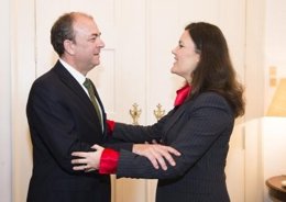 Monago y ministra lusa