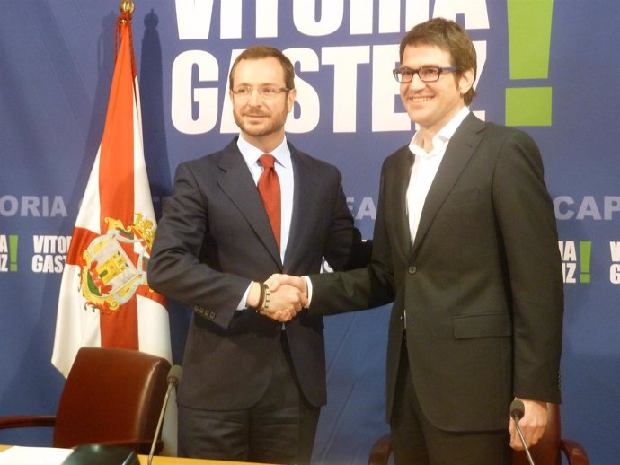 Javier Maroto (PP) y Gorka Urtaran (PNV).