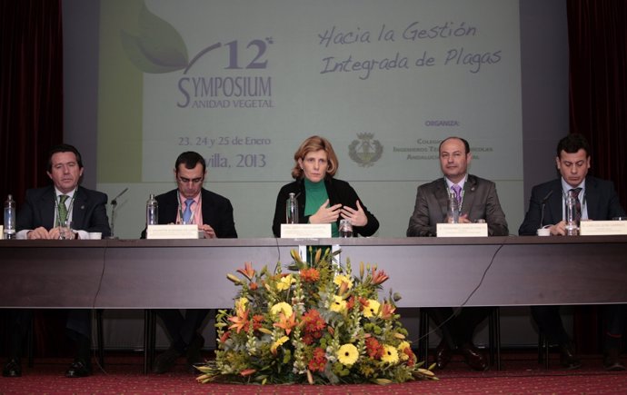 Inauguración del Symposium de Sanidad Vegetal en Sevilla