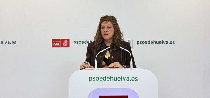 La socialista Cinta Castillo.