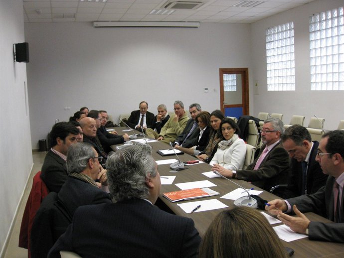 Reunión de empresarios turísticos en CECO