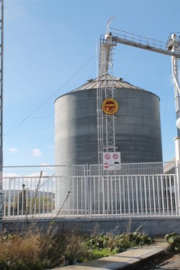 POLÍGONO INDUSTRIAL, INDUSTRIA