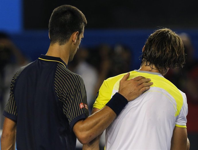 Djokovic consuela a Ferrer tras las semifinales del Abierto Australia