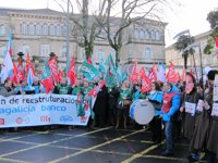 Delegados de Novagalicia piden a la Xunta que intervenga para reducir los despidos y responder por la fusión