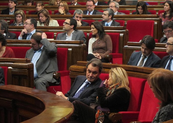 Oriol Junqueras (ERC), el pte.Artur Mas y la vicepta.Joana Ortega