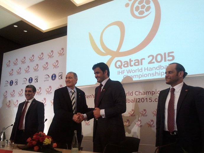 Hassan Moustafa y Joann bin Hamad Al Thani