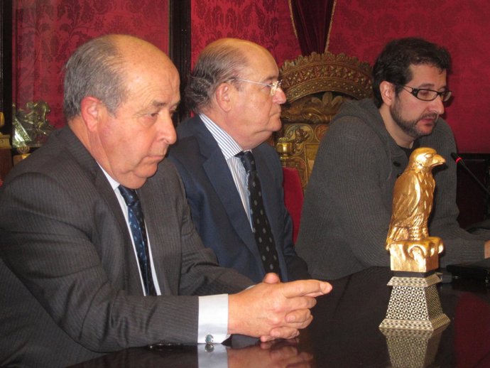 El Ayuntamiento de Granada, en desacuerdo con prohibir los botellódromos