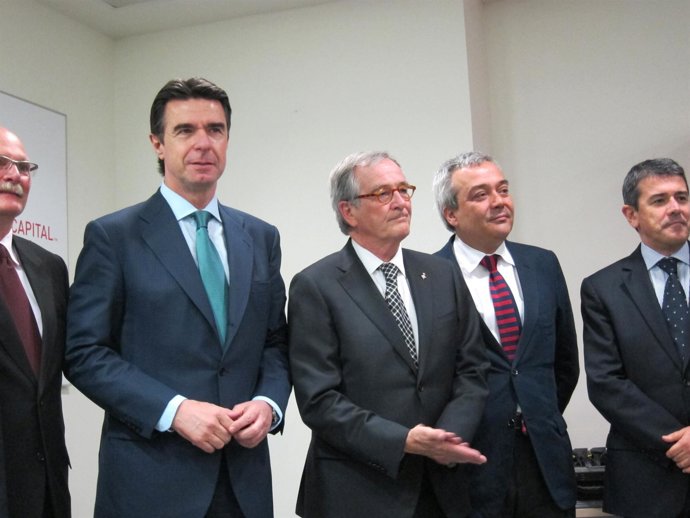 José Manuel Soria,  en la inauguración de la sede madrileña del MWC