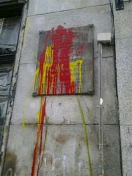 Foto de la placa atacada