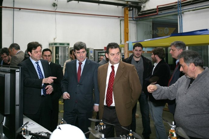 Miguel Cardenal visitó el CEHIPAR de El Pardo