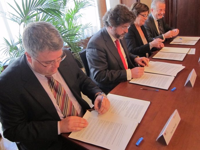 Acuerdo Banc Sabadell, Caixa d'Enginyers y  la Secretaría de Universidades