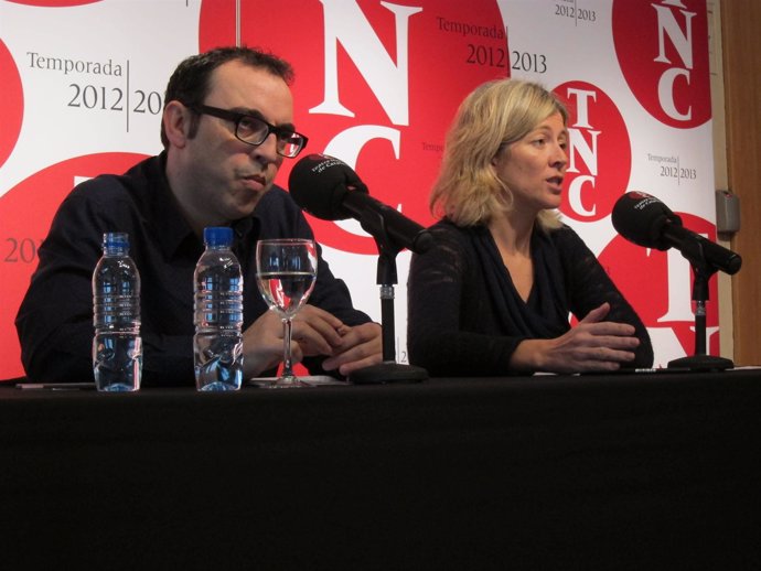 El director artístico del TNC, Sergi Belbel, y la gerente del TNC, Mónica Campos