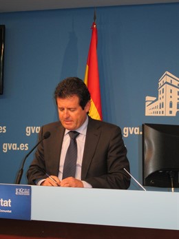 Císcar en la rueda de prensa posterior al pleno del Consell