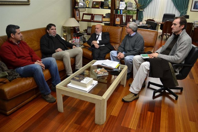 Reunión entre la UAL y CASI