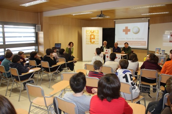 Presentación de la campaña en la escuela pública Santa Teresa de Valencia