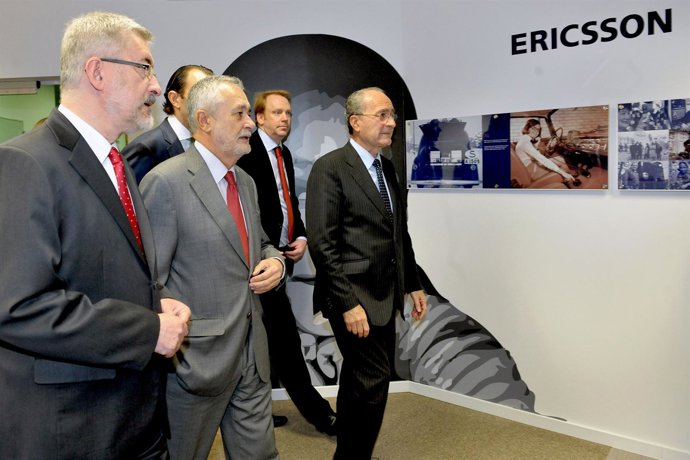 José Antonio Griñán y Francisco de la Torre visitan Ericsson en el PTA