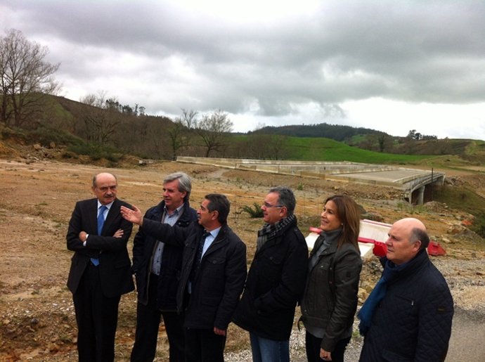 Revilla visita obras autovía Solares-Torrelavega