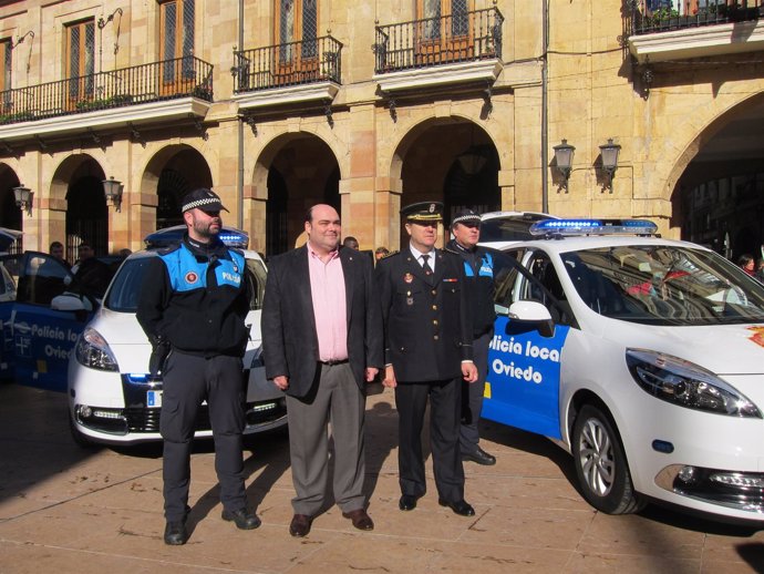 Presentacuión nuevos coches Policía Local.