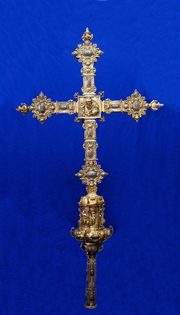 Cruz Procesional realizada por Simón de Toledo en el siglo XVIII