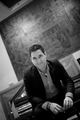 El nuevo compositor residente de la Jove Orquestra, Óscar Navarro