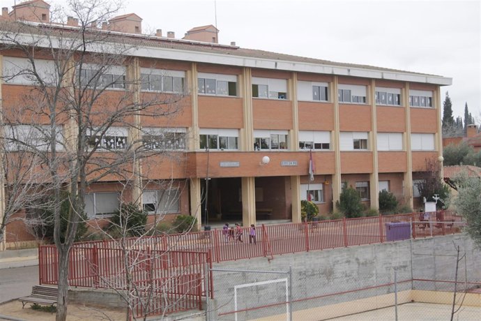 COLEGIO, ALUMNOS, EDUCACIÓN