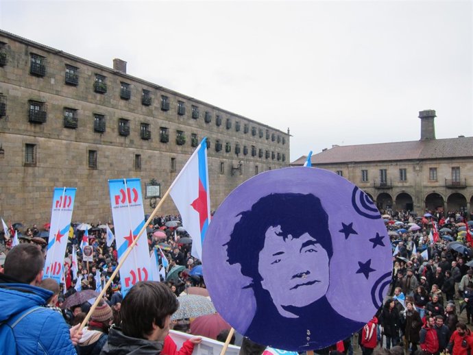 Manifestación en Santiago de Queremos Galego