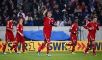 Fútbol/Bundesliga.- (Crónica) El Bayern cumple ante el Stuttgart (0-2) y refuerza su liderato