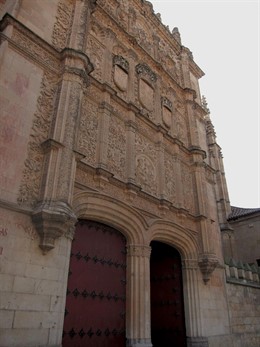 Fachada De La Universidad De Salamanca