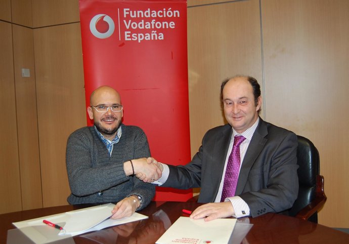 Convenio Fundación Vodafone España y COGAMI