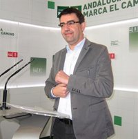 PSOE-A ve "cerca" un gran acuerdo económico de Junta, sindicatos y empresarios, "exportable" a nivel nacional