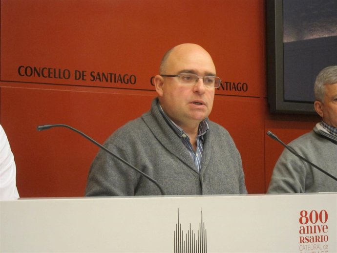 El portavoz del PSOE de Santiago, Francisco Reyes