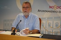 Torrijos exige a Zoido que se encierre con plantilla de Lipasam hasta acordar en vez de estar "de viaje con PP"