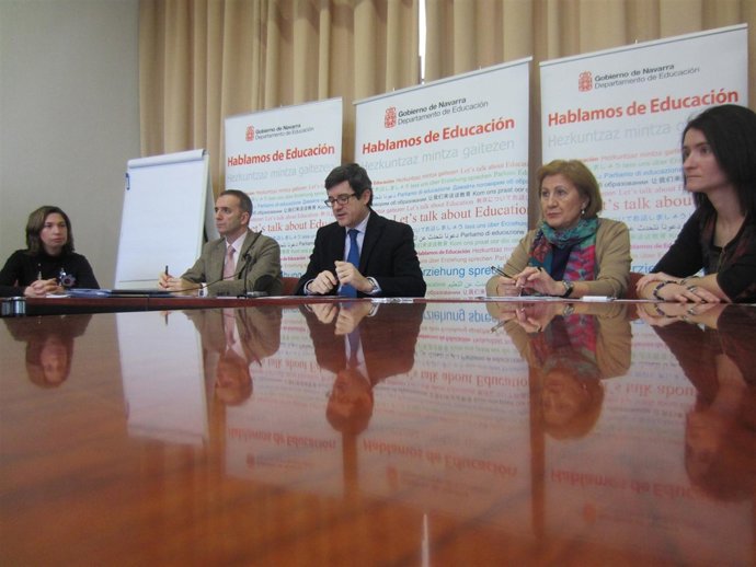 De izda a dcha: Rivas, Arrosagaray, Iribas, Moreno y Prat.